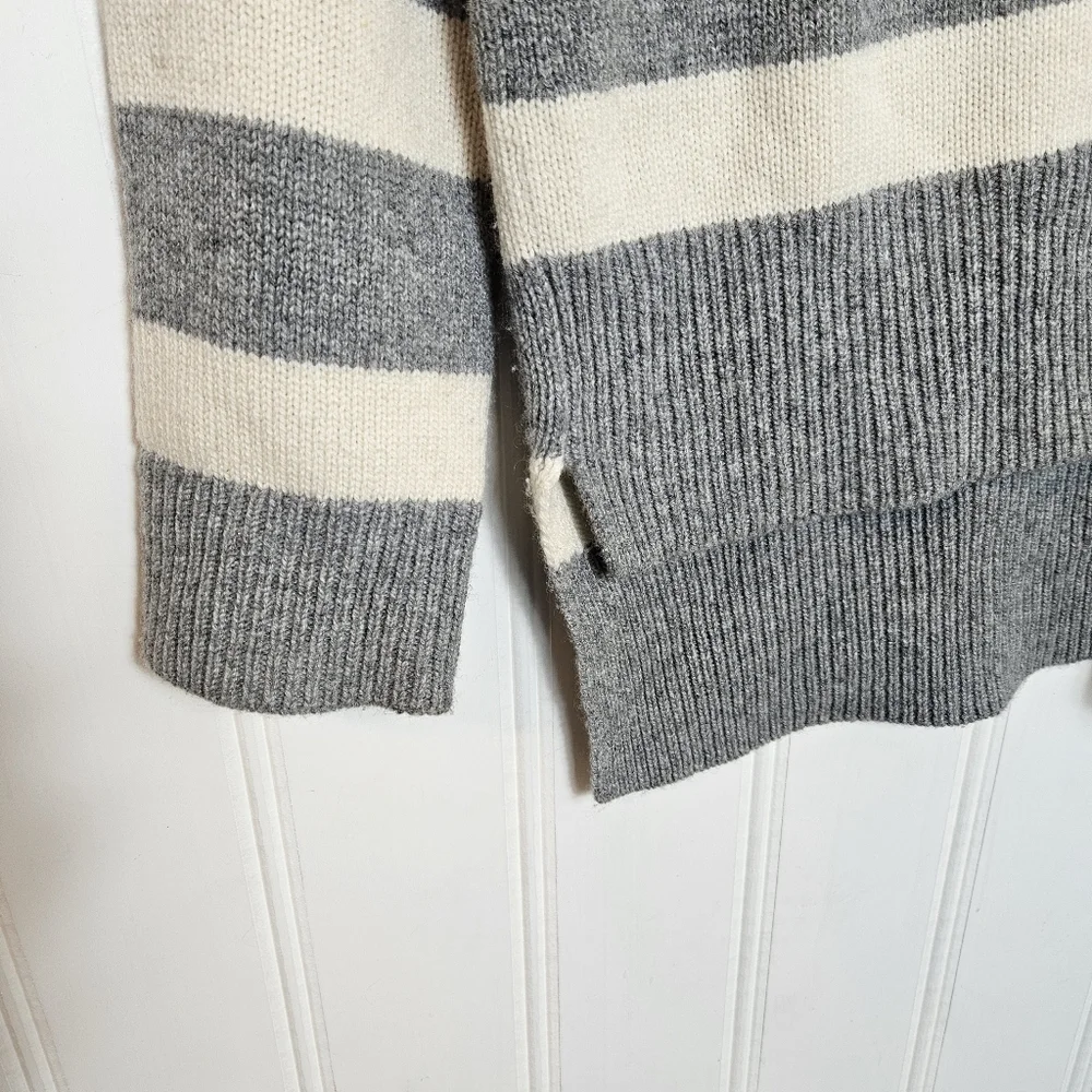 Theory Cashmere Sweater M Karenia Oversized Striped Crewneck Gray Cream High Low